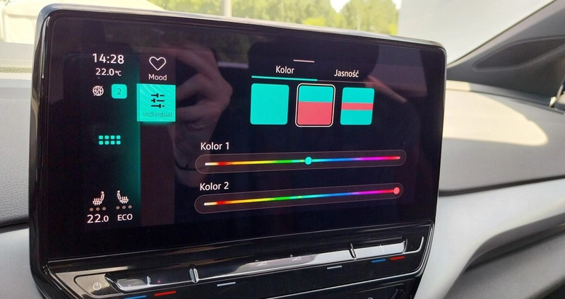 Volkswagen ID.4 cena 139900 przebieg: 21500, rok produkcji 2021 z Piotrków Trybunalski małe 704